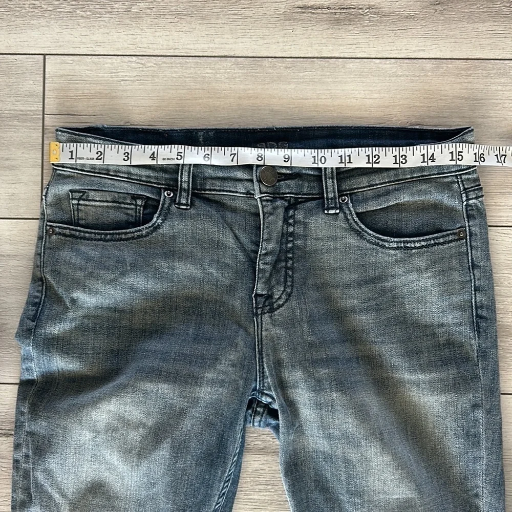 Urban Outfitters BDG Twig mid rise ankle jeans skinny size 29